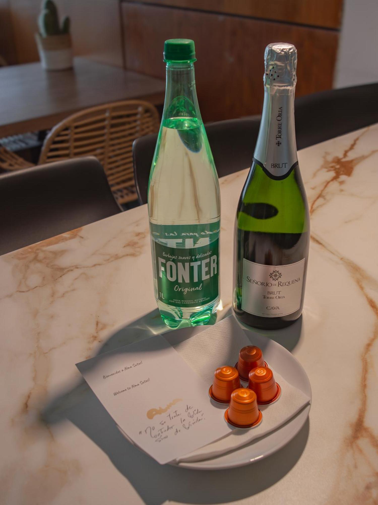 Calatrava By Alma Suites Valencia Ngoại thất bức ảnh